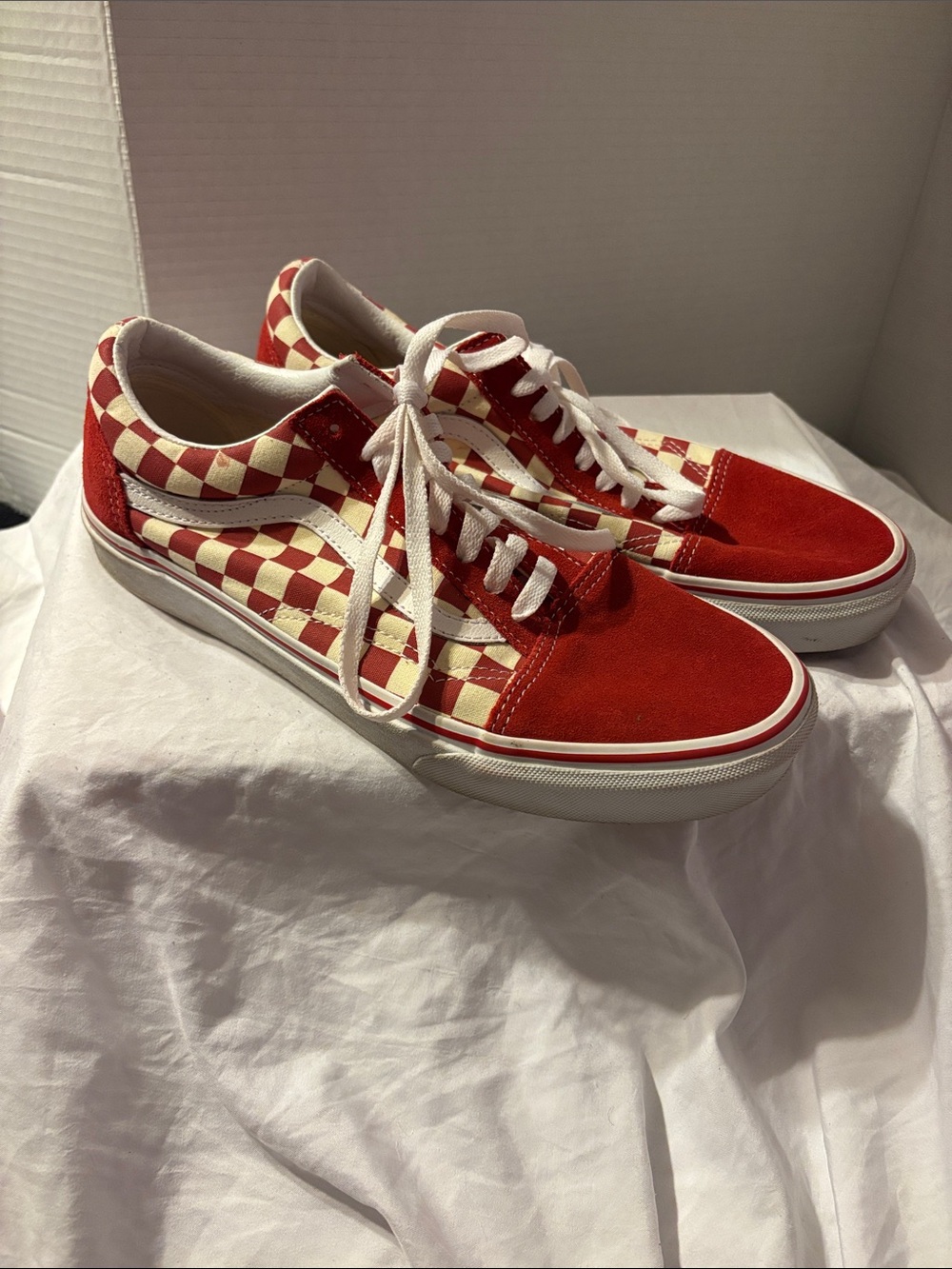 Vans Men’s Red and Cream Checkerboard Old Skool Sneakers